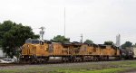 UP 9545 leads NS train 172 northbound